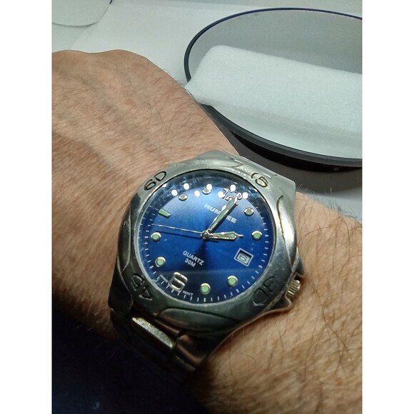 Humvee Date Watch HF-71 - Picture 2 of 7